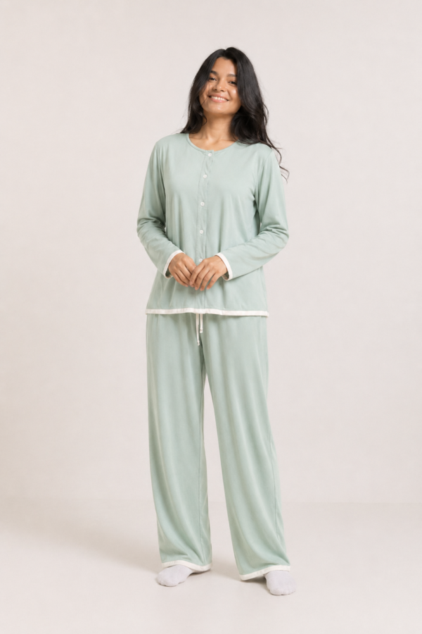 Comfortable modern pajama set premium pajamas in Egypt modern pajama set